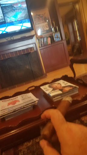 Gift Shop «Easton Cigar & Smoke Shop», reviews and photos, 6 Glenwood Ave # 1, Easton, MD 21601, USA