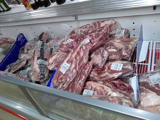 Supermarket «Rey Chavez Distributors Corporation», reviews and photos, 780 W 17th St, Hialeah, FL 33010, USA