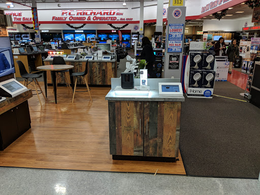 Appliance Store «P.C. Richard & Son», reviews and photos, 136-03 20th Ave, College Point, NY 11356, USA