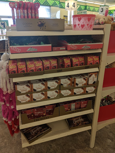Dollar Store «Dollar Tree», reviews and photos, 2301 Cross Timbers Rd #150, Flower Mound, TX 75028, USA