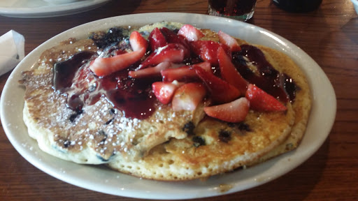 American Restaurant «Cracker Barrel Old Country Store», reviews and photos, 4210 Marlane Dr, Grove City, OH 43123, USA