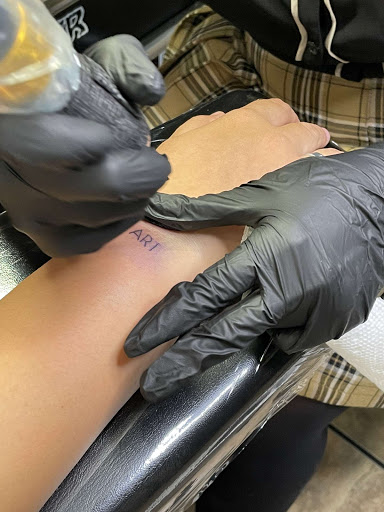 Tattoo Shop «Tried & True Tattoo», reviews and photos, 1037 E Grand Ave, Arroyo Grande, CA 93420, USA