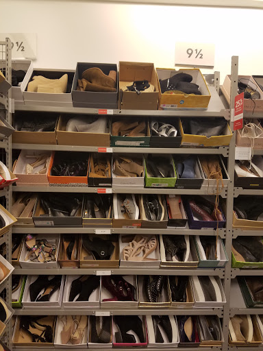 Department Store «Nordstrom Rack 12th Street», reviews and photos, 555 12th St NW c120, Washington, DC 20004, USA