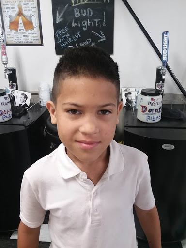 Barber Shop «Straight Edge Barber Shop», reviews and photos, 82 Milton Ave, Ballston Spa, NY 12020, USA