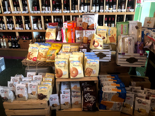 Liquor Store «Sobe Liquors», reviews and photos, 1609 Alton Rd, Miami Beach, FL 33139, USA