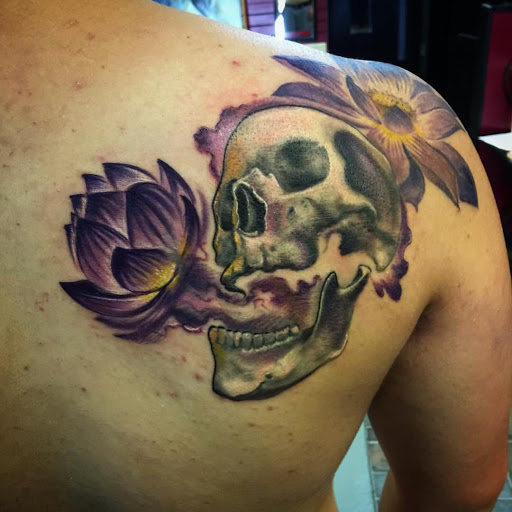 Explore grateful dead tattoo ideas, creative tattoo ideas in Orlando, available at Fine Ink Studios Tattoos