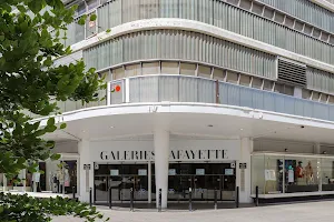 Galeries Lafayette Caen image