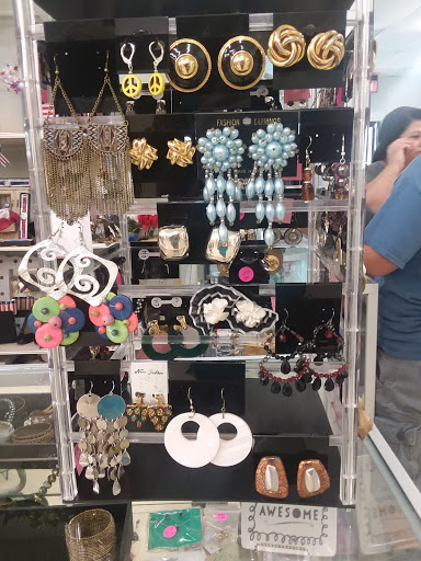 Donations Center «Angels Attic Resale Shop», reviews and photos