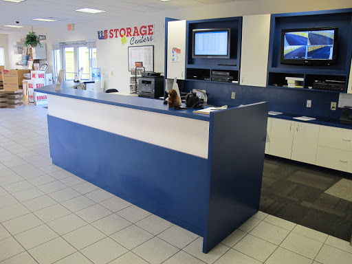 Self-Storage Facility «US Storage Centers», reviews and photos, 2765 NW 207th St, Miami Gardens, FL 33056, USA