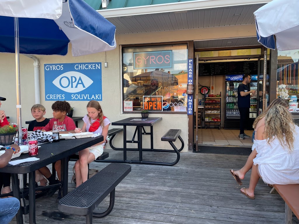 Opa Gyros and Crepes 1990 08226