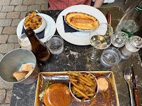 Plats et boissons du Restaurant La Mère Maquerelle Bouchon Lyonnais - n°18