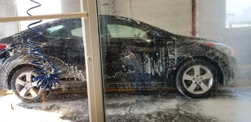 Car Wash «Mr Suds Car Wash», reviews and photos, 989 Sunrise Hwy, Bay Shore, NY 11706, USA