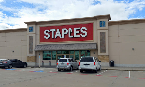 Staples, 19335 Gulf Fwy, Webster, TX 77598, USA, 