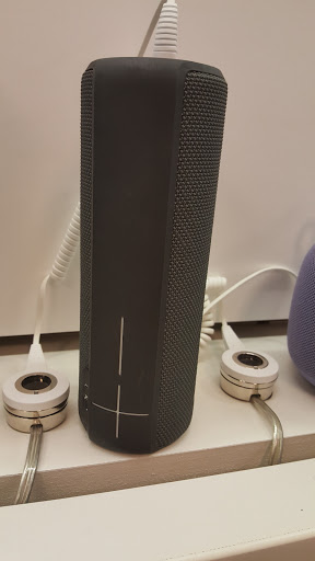 Cell Phone Store «Verizon», reviews and photos, 3770 W McFadden Ave h, Santa Ana, CA 92704, USA