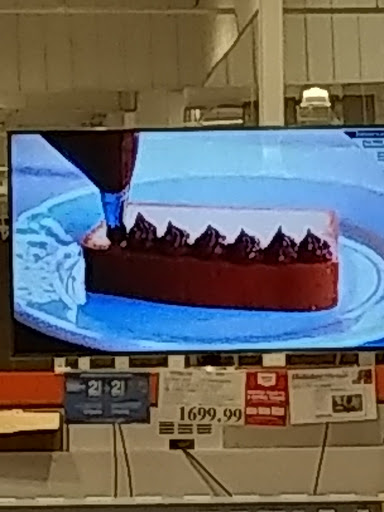 Warehouse store «Costco Wholesale», reviews and photos, 1600 Expo Pkwy, Sacramento, CA 95815, USA