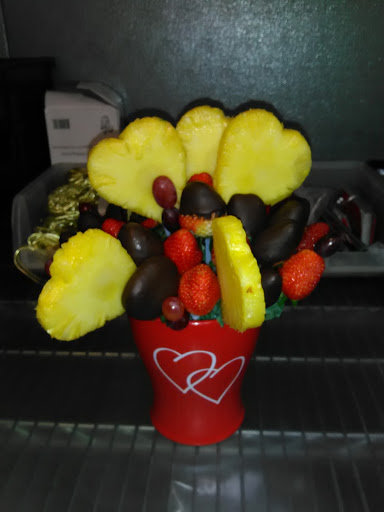 Gift Shop «Edible Arrangements», reviews and photos, 5114 Avenue N, Brooklyn, NY 11234, USA