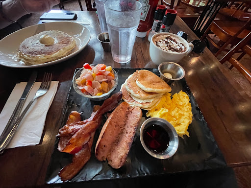 American Restaurant «Black Walnut Café - The Woodlands», reviews and photos, 9000 New Trails Dr, The Woodlands, TX 77381, USA