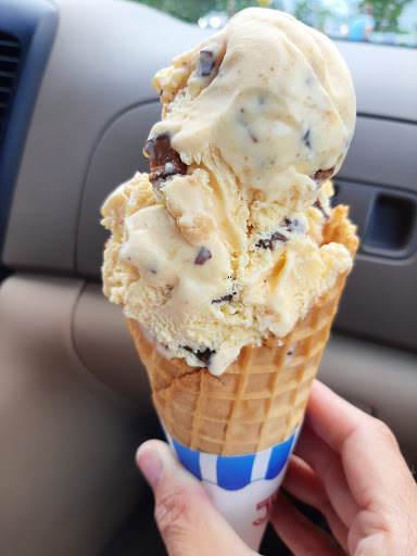 Ice Cream Shop «Blueberry Hill Dairy Bar», reviews and photos, 355 High St, Ellsworth, ME 04605, USA