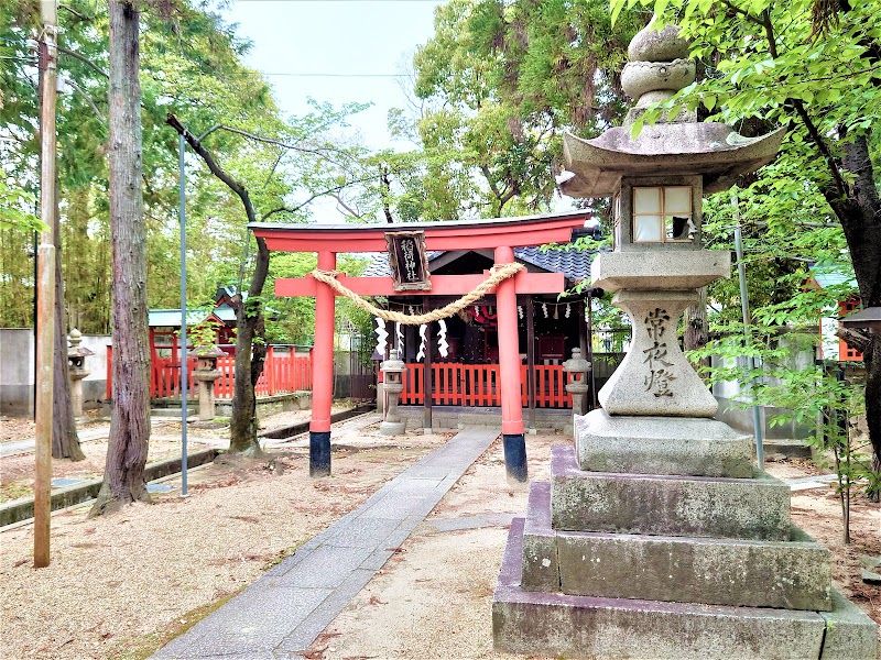 三輪神社境内社 稲荷神社