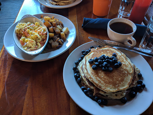 Restaurant «Black Dog Cafe», reviews and photos, 308 E Prince St, St Paul, MN 55101, USA