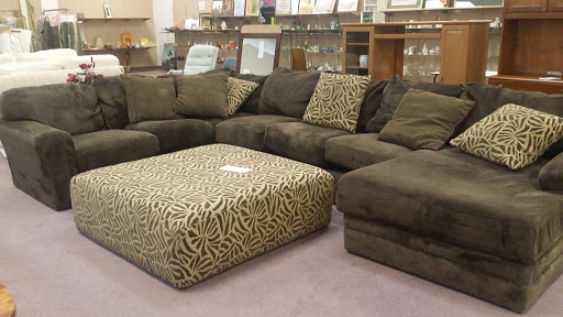 Thrift Store «Threads Of Hope Thrift Store», reviews and photos, 230 Woodmere Mall, Crossville, TN 38555, USA