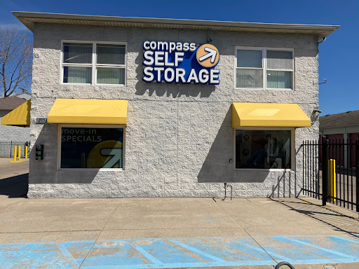 Self-Storage Facility «Compass Self Storage», reviews and photos, 29500 Hayes Rd, Roseville, MI 48066, USA