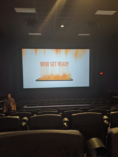 Movie Theater «Regal Cinemas Niagara Falls 12», reviews and photos, 720 Builders Way, Niagara Falls, NY 14304, USA
