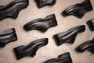 Photo n°3 de Groupe Cléon Chaussures à La Romagne ()