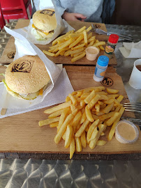 Hamburger du Restaurant de hamburgers O à Lambres-Lez-Douai - n°12