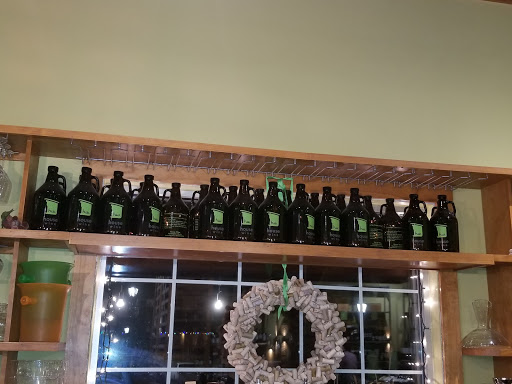 Wine Store «House Wine», reviews and photos, 644 High St, Columbus, OH 43085, USA