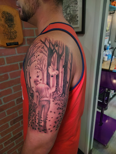 Explore frame tattoo ideas, creative tattoo ideas in Henrico, available at West End Tattoo & Piercing