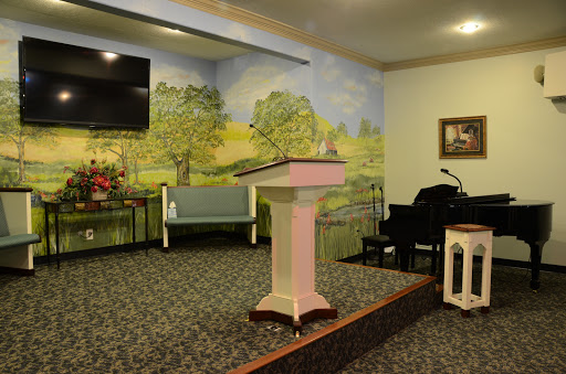 Funeral Home «Neal-Tarpley-Parchman Funeral Home», reviews and photos, 1510 Madison St, Clarksville, TN 37040, USA