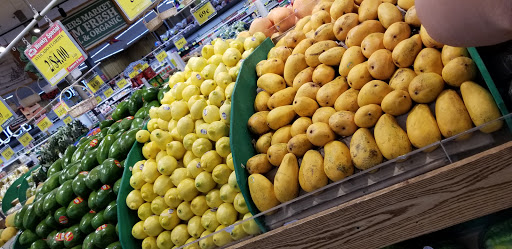 Supermarket «Farmers Market by Food Bazaar Supermarket», reviews and photos, 345 Huntington Turnpike, Bridgeport, CT 06610, USA