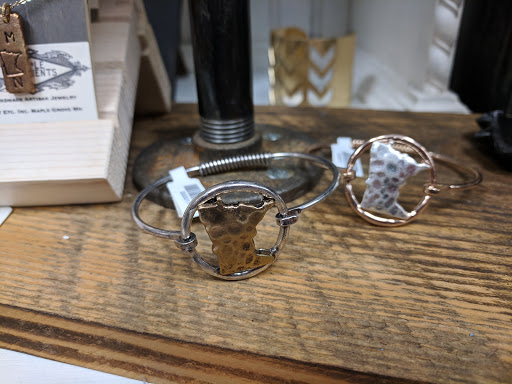 Gift Shop «Lotus Lake Gifts + Decor», reviews and photos, 412 W 78th St, Chanhassen, MN 55317, USA