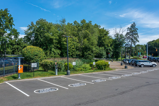 Land Rover Dealer «Land Rover Darien», reviews and photos, 1335 Boston Post Rd, Darien, CT 06820, USA