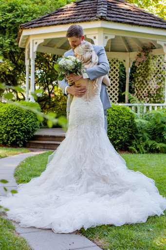 Wedding Store «Merrime Bride & Soiree», reviews and photos, 211 W 1st Ave #101, Albany, OR 97321, USA