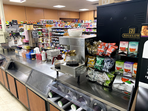 Convenience Store «7-Eleven», reviews and photos, 615 S Main St, Duncanville, TX 75116, USA