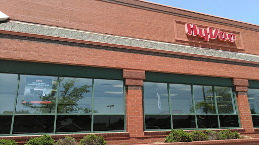 Supermarket «Hy-Vee», reviews and photos, 7620 State Line Rd, Prairie Village, KS 66208, USA