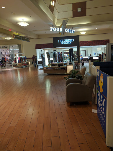 Shopping Mall «Fayette Mall», reviews and photos, 3401 Nicholasville Rd, Lexington, KY 40503, USA