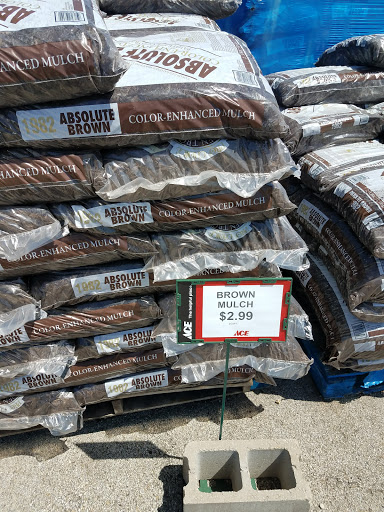 Hardware Store «Charleston Ace Hardware», reviews and photos, 1320 E St, Charleston, IL 61920, USA