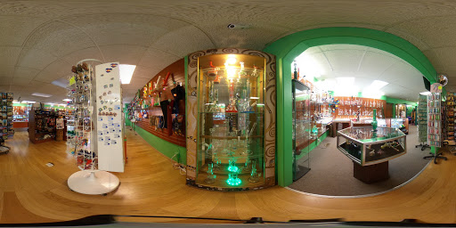 Tobacco Shop «The Smoking Gift Headquarters (Manitou Springs)», reviews and photos, 918 Manitou Ave, Manitou Springs, CO 80829, USA