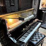 Photo n° 2 de l'avis de jullien.e fait le 22/03/2024 à 12:58 pour Le Gainsbarre à Paris