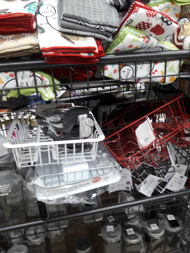 Discount Store «Fallas Discount Stores», reviews and photos, 10715-10739 MacArthur Blvd, Oakland, CA 94605, USA