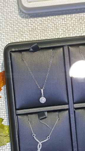 Jewelry Store «Kesslers Diamonds», reviews and photos, 5075 S 76th St, Greenfield, WI 53220, USA