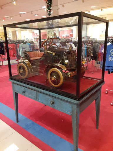 Department Store «Von Maur», reviews and photos, 2 Fountain Grass Dr, Lake St Louis, MO 63367, USA