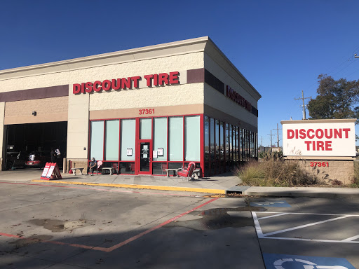 Discount Tire Store - Prairieville, LA, 37361 Market Place Drive, Prairieville, LA 70769, USA, 