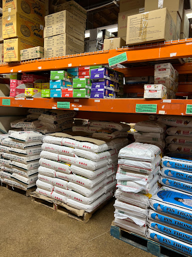 Grocery Store «Park To Shop Supermarket (Hong Kong Market)», reviews and photos, 2425 S Wallace St, Chicago, IL 60616, USA