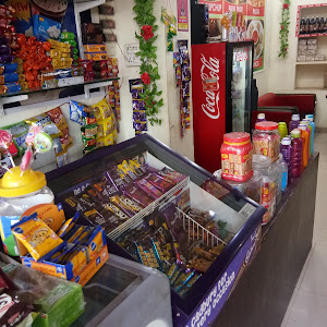 Mahesh Chaat Shop photo