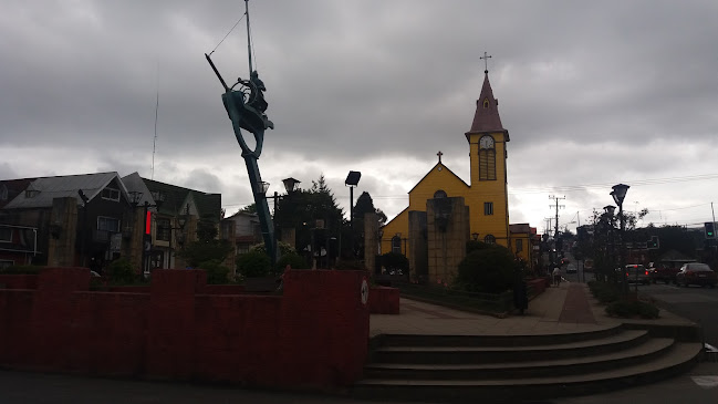 Opiniones de Iglesia de San Miguel Arcángel en Calbuco - Iglesia