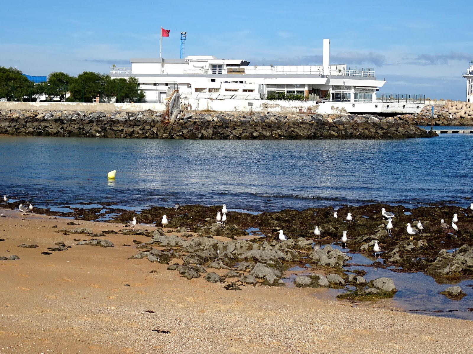 Photo of Plage Sid El Abed with partly clean level of cleanliness